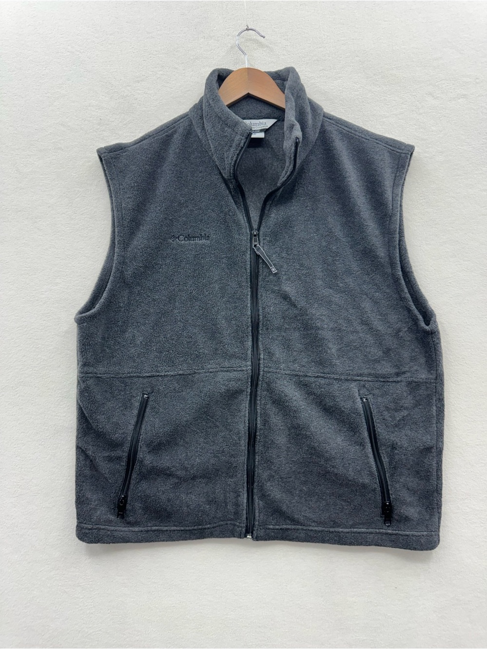 Columbia Men's Large Gray Fleece Vest Full Zip Pockets Stand-Up Collar
